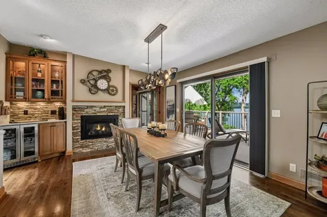 920 Pershing Circle Burnsville MN 55306
