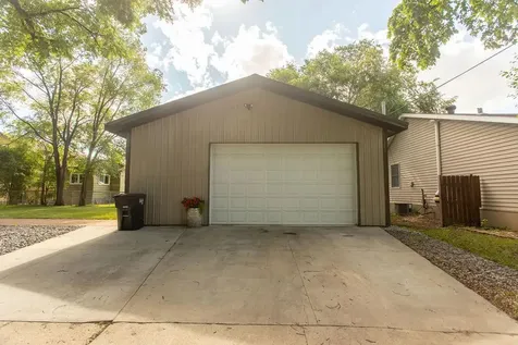 1601 S 3rd Avenue S Fargo ND 58103