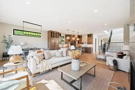 3061 Lake Shore Boulevard Minnetonka MN 55391