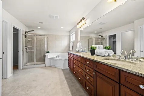 2550 Arrowhead Lane Chanhassen MN 55317