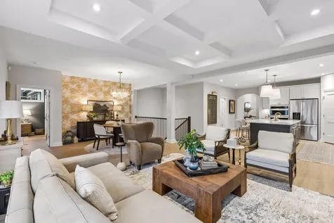 4023 Arbor Drive Woodbury MN 55129