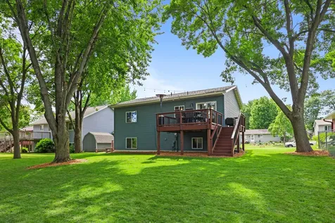 880 Pearl View Drive Sauk Rapids MN 56379