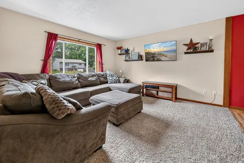 880 Pearl View Drive Sauk Rapids MN 56379