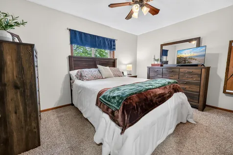 880 Pearl View Drive Sauk Rapids MN 56379