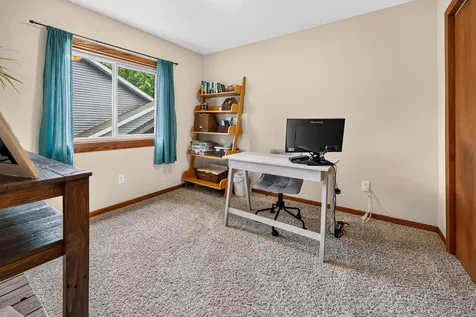 880 Pearl View Drive Sauk Rapids MN 56379