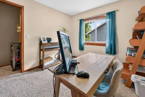 880 Pearl View Drive Sauk Rapids MN 56379
