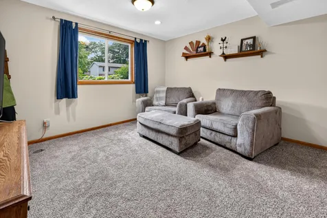 880 Pearl View Drive Sauk Rapids MN 56379