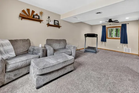880 Pearl View Drive Sauk Rapids MN 56379