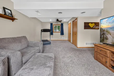 880 Pearl View Drive Sauk Rapids MN 56379