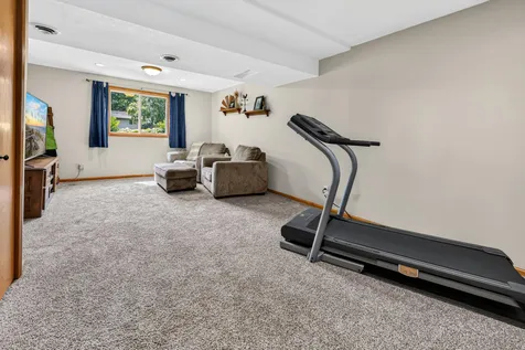 880 Pearl View Drive Sauk Rapids MN 56379