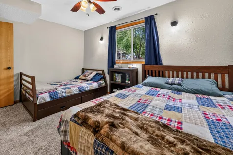 880 Pearl View Drive Sauk Rapids MN 56379