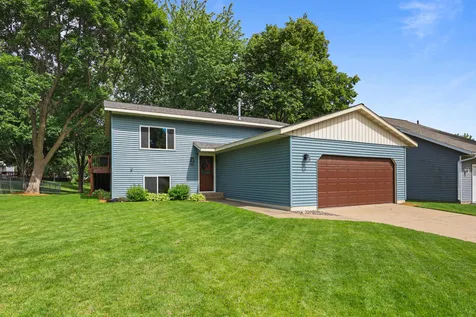 880 Pearl View Drive Sauk Rapids MN 56379