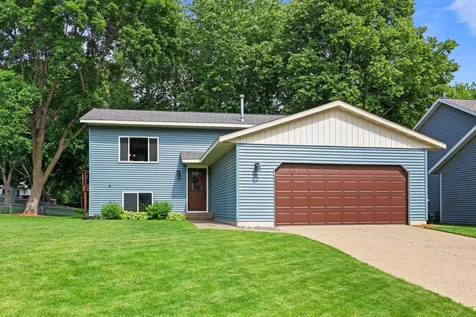 880 Pearl View Drive Sauk Rapids MN 56379