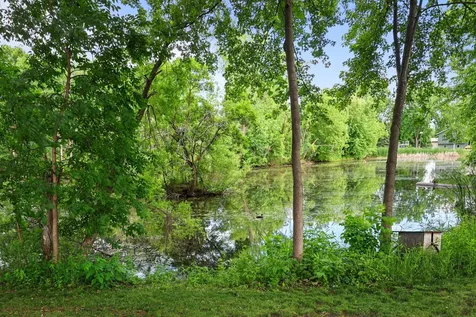 880 Pearl View Drive Sauk Rapids MN 56379