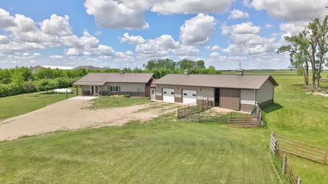 3843 113th Avenue SE Valley City ND 58072