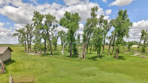 3843 113th Avenue SE Valley City ND 58072