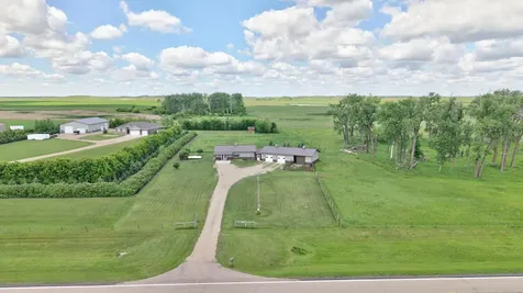 3843 113th Avenue SE Valley City ND 58072