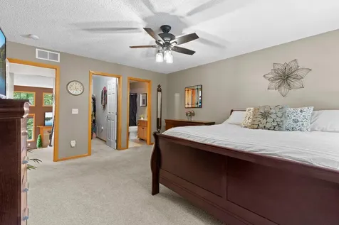 8374 Cedarview Circle Savage MN 55378