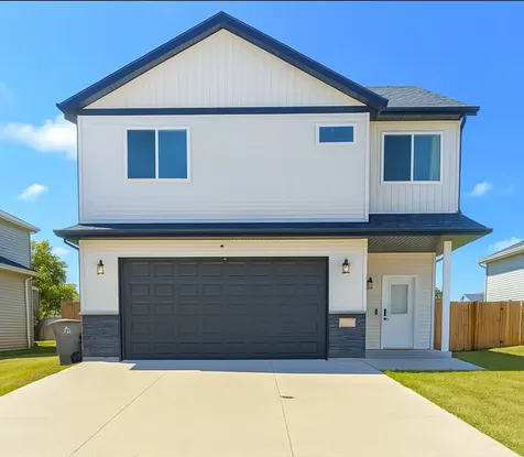 3024 33rd Avenue S Moorhead MN 56560