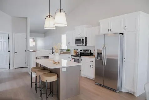 2507 37th Avenue S Moorhead MN 56560