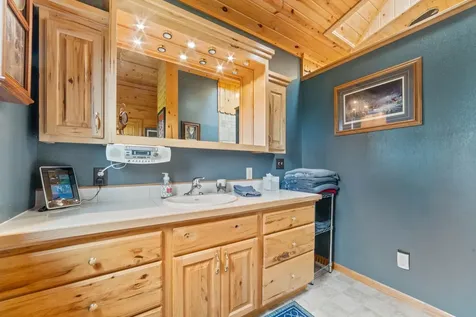 11911 E Rowe Road Lake Nebagamon WI 54849