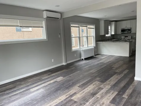 1952 Saint Clair Avenue Saint Paul MN 55105