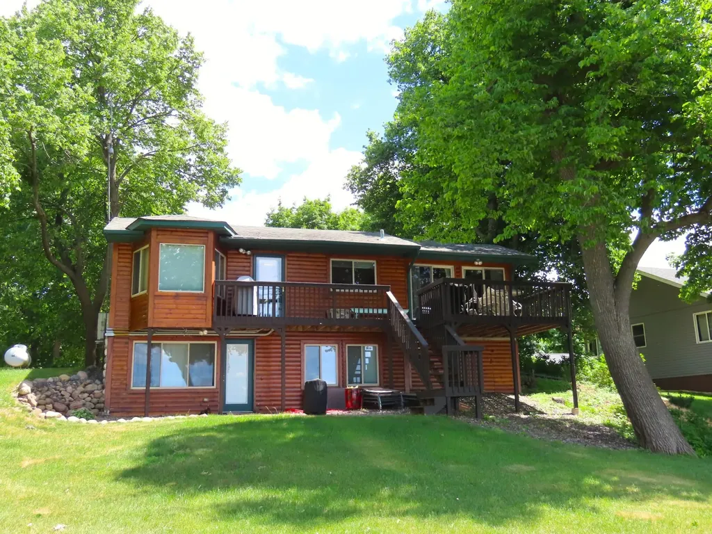 19275 328th Avenue Isle MN 56342