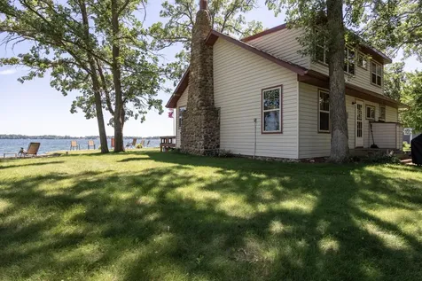 22548 Senns Beach Drive Detroit Lakes MN 56501