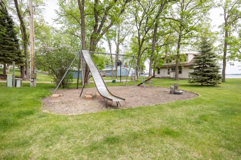 22548 Senns Beach Drive Detroit Lakes MN 56501