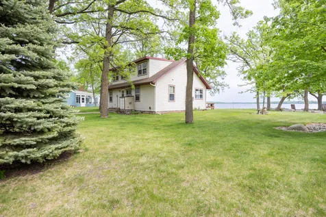 22548 Senns Beach Drive Detroit Lakes MN 56501