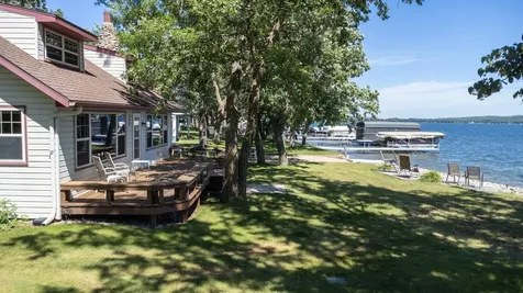 22548 Senns Beach Drive Detroit Lakes MN 56501
