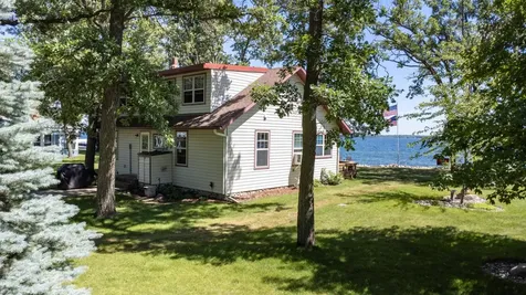 22548 Senns Beach Drive Detroit Lakes MN 56501