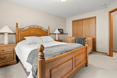 3308 23rd Avenue S Fargo ND 58103