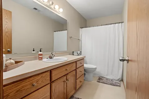 3308 23rd Avenue S Fargo ND 58103