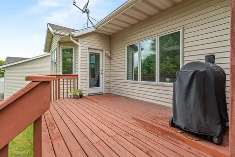 3308 23rd Avenue S Fargo ND 58103
