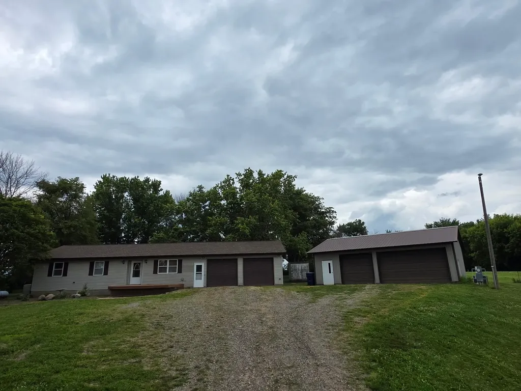 56676 412th Street New Ulm MN 56073