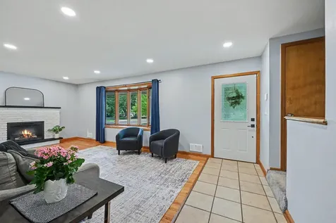 3275 Midland Avenue White Bear Lake MN 55110