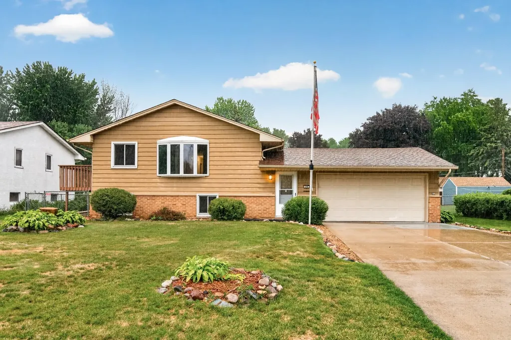 599 Westby Drive NE Spring Lake Park MN 55432