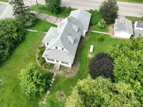 10 3rd Avenue Arthur ND 58006