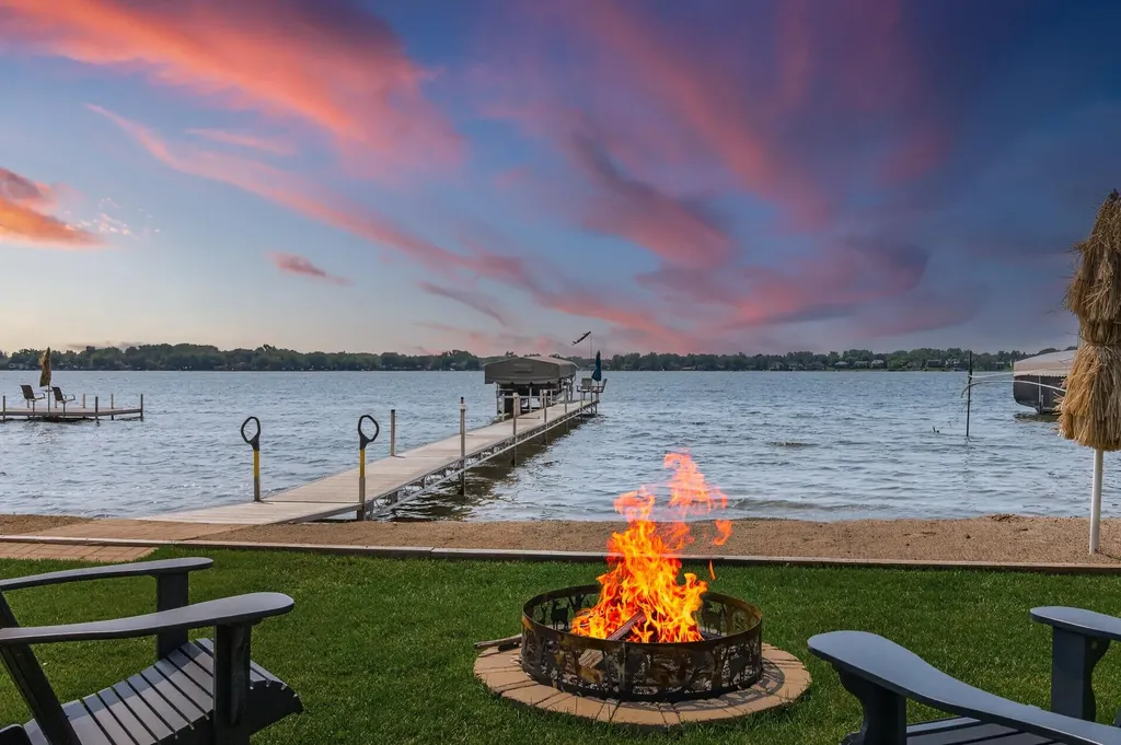 7769 N Shore Circle N Forest Lake MN 55025
