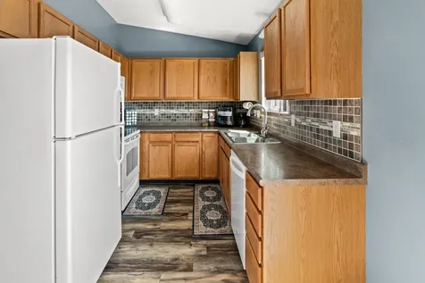 3126 32nd Street S Moorhead MN 56560