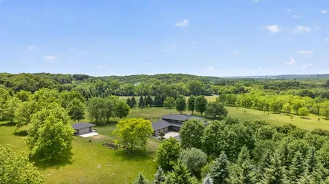 5185 Meadow Crossing Road SW Rochester MN 55902