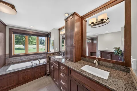 5185 Meadow Crossing Road SW Rochester MN 55902
