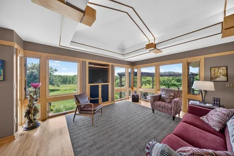 5185 Meadow Crossing Road SW Rochester MN 55902
