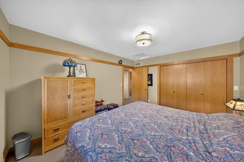 5185 Meadow Crossing Road SW Rochester MN 55902