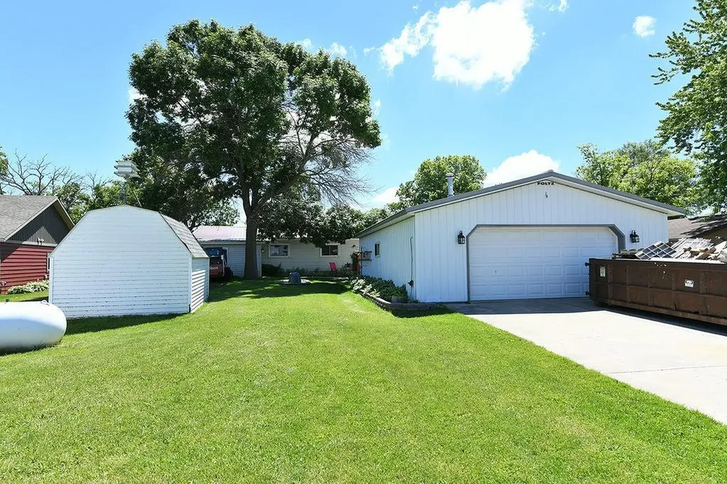17051 N Leaf Lake Road Lake Park MN 56554