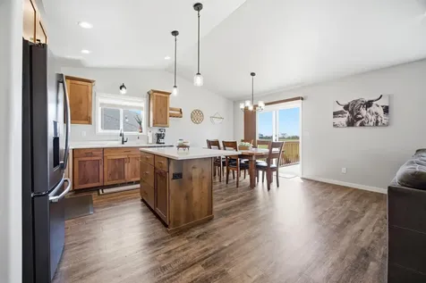 6706 72nd Avenue S Horace ND 58047
