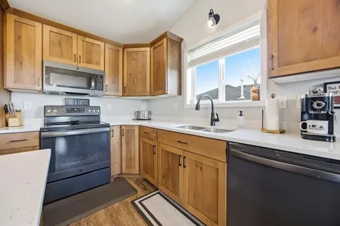 6706 72nd Avenue S Horace ND 58047