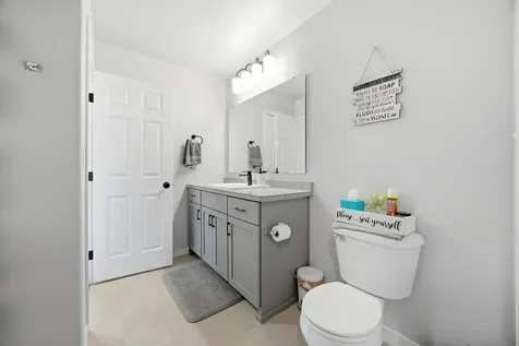 6706 72nd Avenue S Horace ND 58047