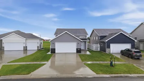 6706 72nd Avenue S Horace ND 58047